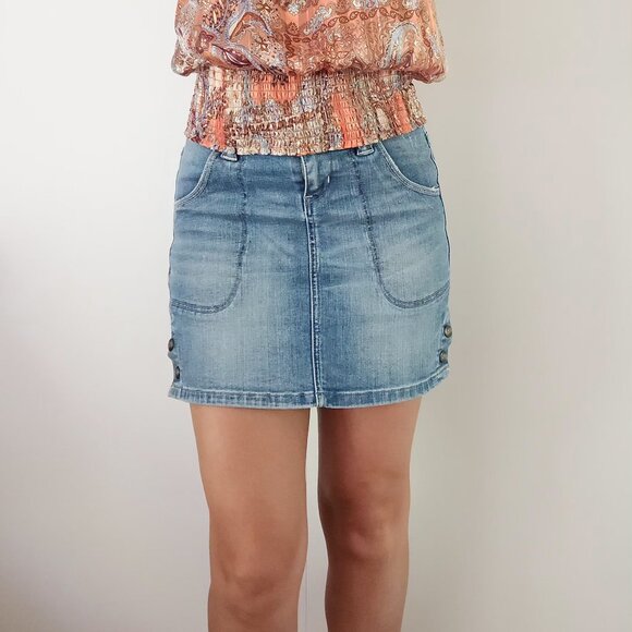 Lee denim mini skirt - Picture 1 of 5